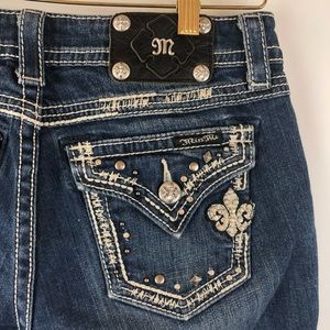 Miss Me blue bermudas